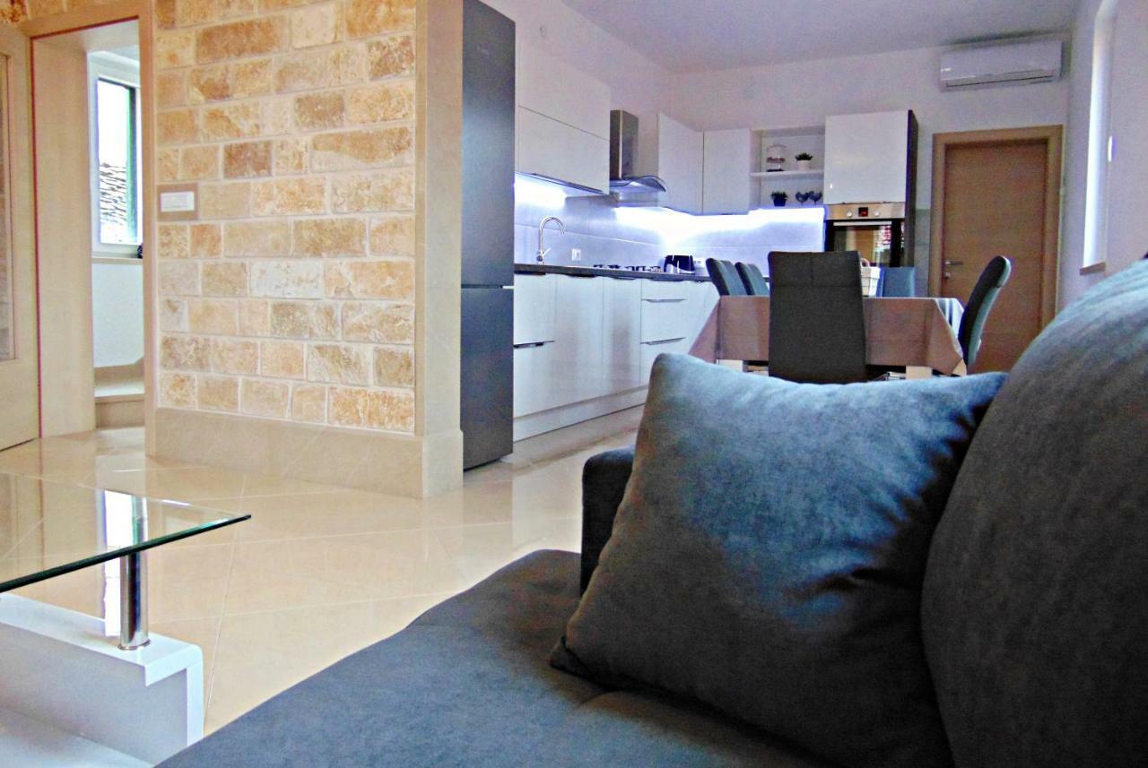 Apartment Luna بوستيرا المظهر الخارجي الصورة